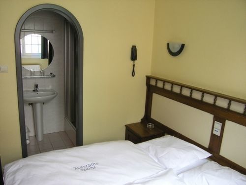 P6 3* Anvers